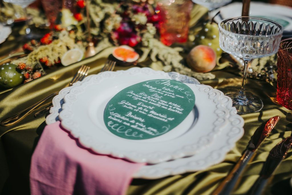 Sanda Letter_Engraver & Calligrapher in Switzerland_CALLIGRAPHY_Green menus_Irene DG Photography_ShootingEchandens-026