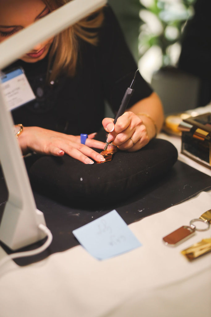 Sanda Letter, Calligrapher and Engraver in Switzerland